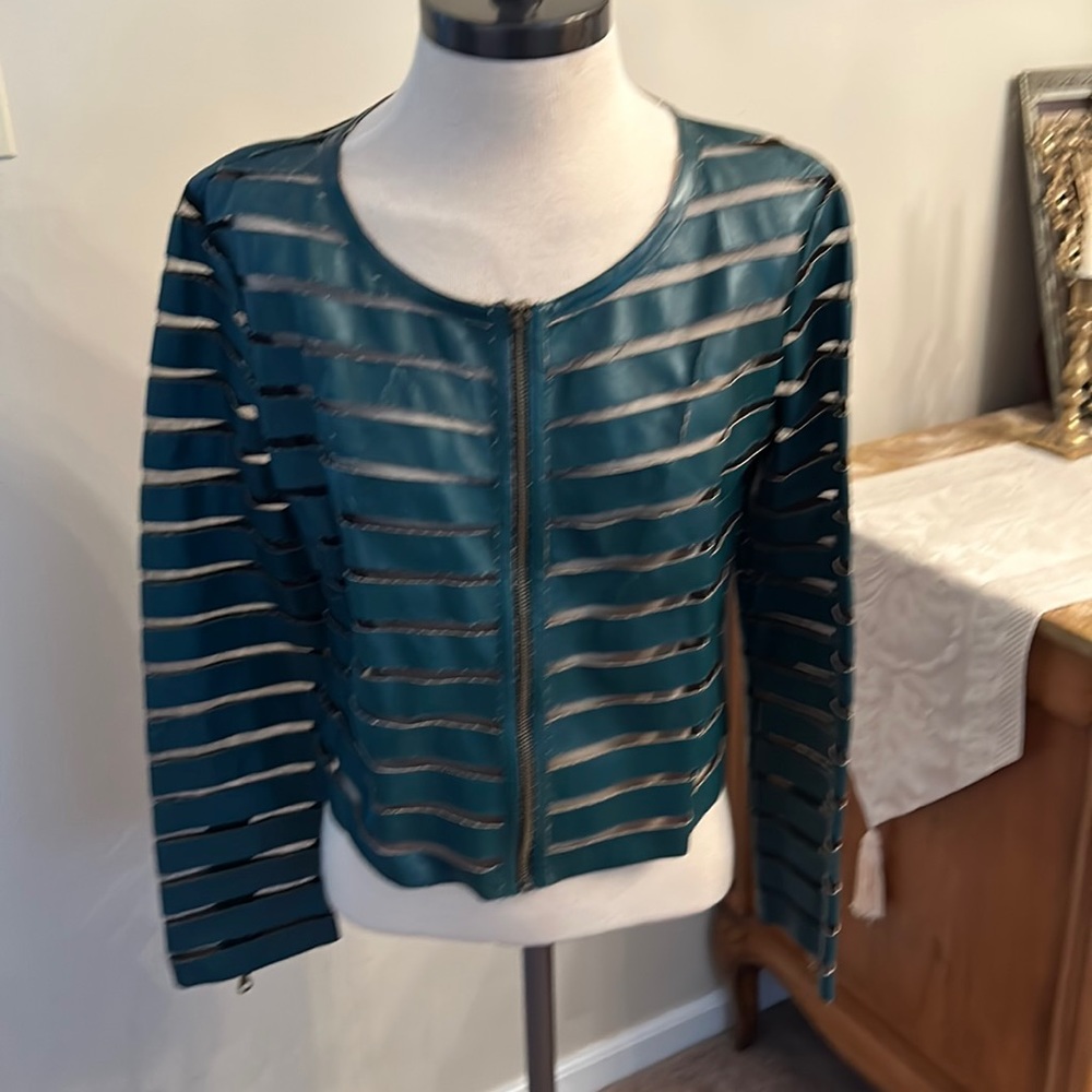 HOT & DELICIOUS GREEN DISTRESSED FAUX LEATHER JACKET LARGE